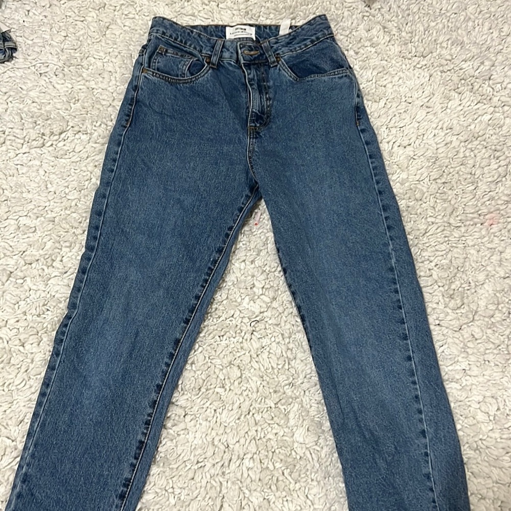 Cotton on mom Jean